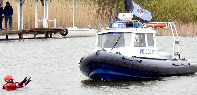 Policja wraca na jeziora